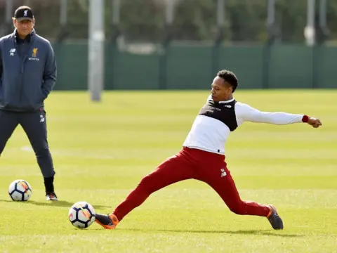Klopp provides injury updates ahead of City clash