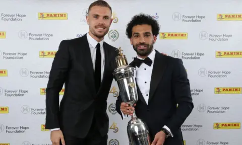 Jordan Henderson reveals Mo Salah’s PFA Awards gesture