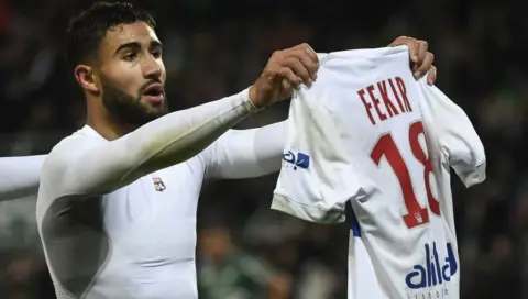 Jurgen Klopp responds to Nabil Fekir and Ousmane Dembele reports