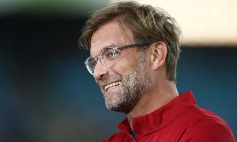 “He loves it here” – Jurgen Klopp confident about Mohamed Salah’s future at Liverpool