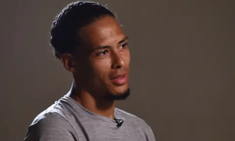 Virgil van Dijk: “I forget I’ve only been here for five months” – Video