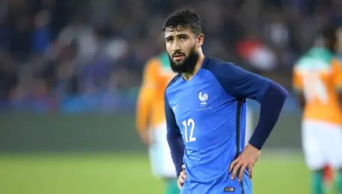 Liverpool resume negotiations with Lyon for Nabil Fekir