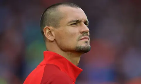 Jurgen Klopp delivers latest update on Dejan Lovren’s injury