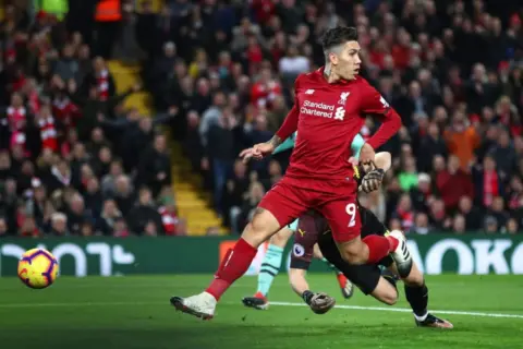 Confirmed Liverpool lineup vs Burnley – Firmino and Lallana start for Reds