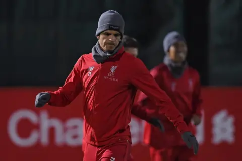 Dominic Solanke’s proposed move to Crystal Palace is called off