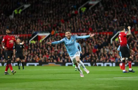 Manchester United 0-2 Manchester City – Highlights and Goals (Video)