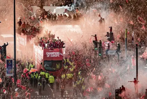 All the best photos and videos from Liverpool’s Champions League victory parade