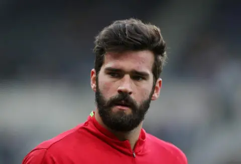 Four Reds back in contention; De Gea and Pogba ruled out – Man United vs Liverpool