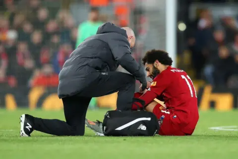 Liverpool “have to be sensible” over Mohamed Salah’s ongoing injury concerns