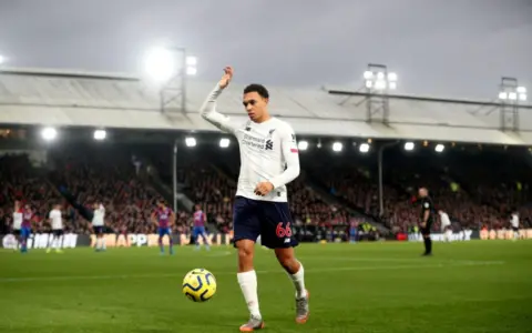 Crystal Palace vs Liverpool – Preview and Worldwide TV Info