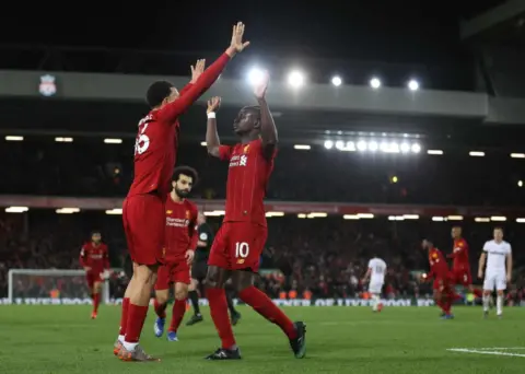 Liverpool 3-2 West Ham United – Highlights and Goals (Video)