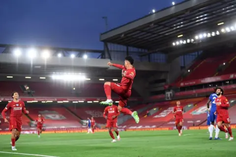 Liverpool 5-3 Chelsea – As it happened and reaction