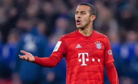 Liverpool target Thiago says ‘goodbye’ to teammates amid reports of €30m bid
