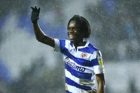 Further funds for Liverpool as Ovie Ejaria completes permanent move to Reading