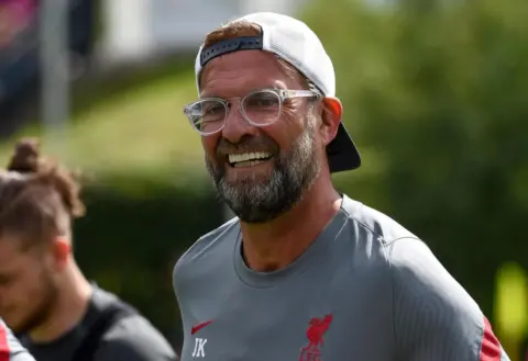 “I’m very happy with my team” – Klopp plays down Liverpool’s potential transfer activity