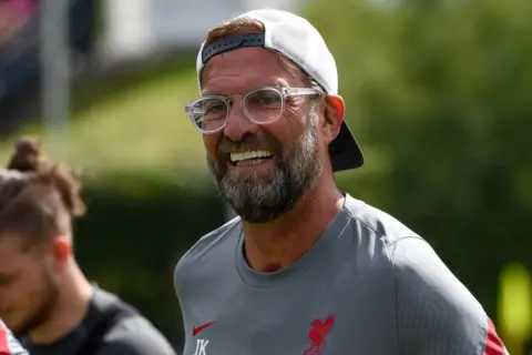 “They just don’t stop” – Klopp lauds Liverpool players’ attitude following Leeds win