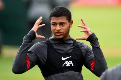 OFFICIAL: Rhian Brewster seals £23.5million move to Sheffield United