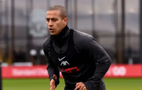 Thiago starts from the bench – Confirmed LFC team vs Newcastle