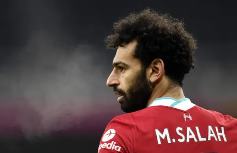 Mohamed Salah admits he “doesn’t know” where his future lies as Spanish clubs circle