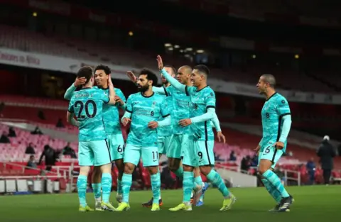 Arsenal 0-3 Liverpool – Dominant Reds cruise past Arsenal to close top-four gap