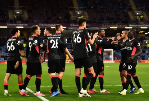 Burnley 0-3 Liverpool – Reds shine to become top-four favourites