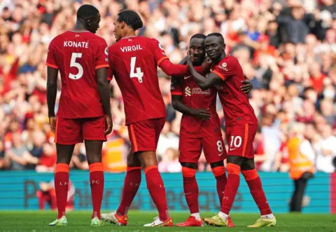 Liverpool 3-0 Crystal Palace – Mane reaches 100-goal landmark as Reds go top