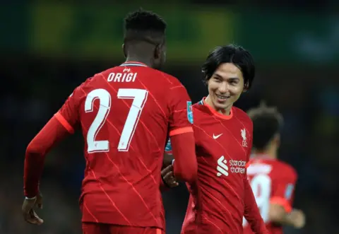 Norwich City 0-3 Liverpool – Minamino double eases Reds into fourth round