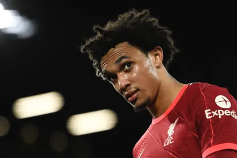 Big guns return as Klopp makes five changes – Confirmed Liverpool team vs Leeds