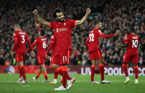 Liverpool 4-0 Arsenal – Reds fire in second half to cruise past Gunners