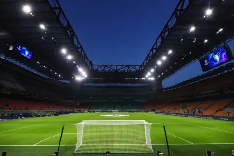 AC Milan vs Liverpool: Preview and Worldwide TV Info