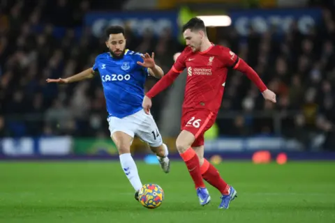 Everton 1-4 Liverpool: As it happened and reaction