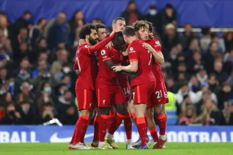 Chelsea 2-2 Liverpool: Reds let two-goal lead slip in hectic encounter
