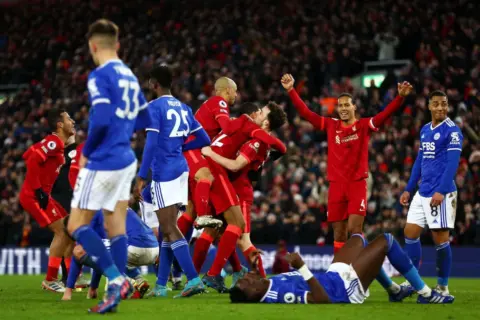 Liverpool 2-0 Leicester City: Jota bags brace as impressive Reds down Foxes