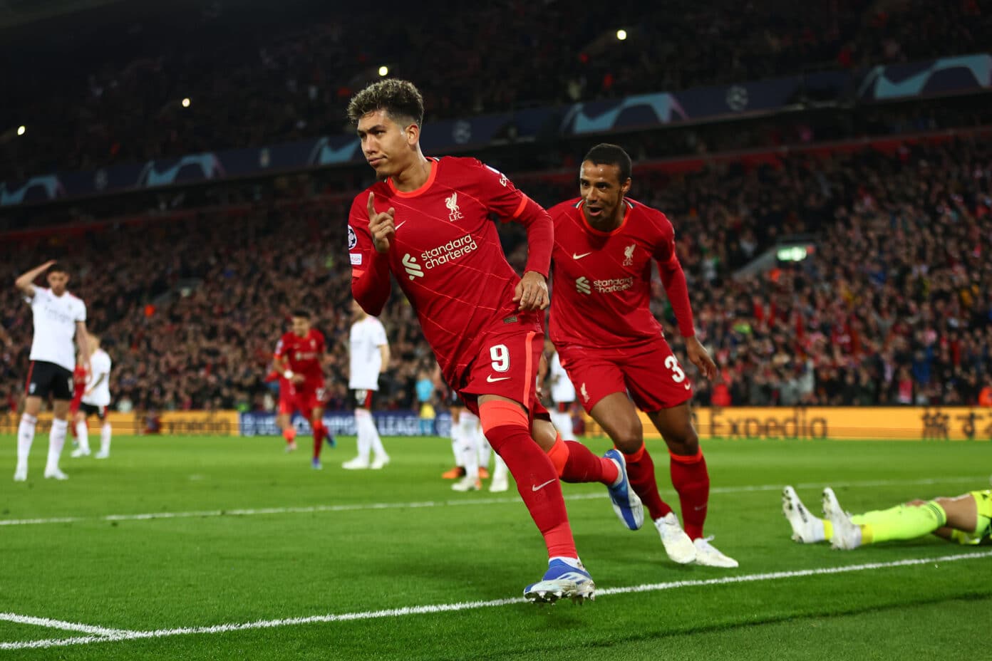 Liverpool FC v SL Benfica Highlights
