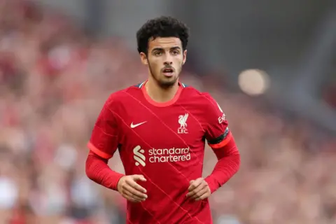No Salah; Tsimikas and Jones start – Confirmed Liverpool team vs Aston Villa