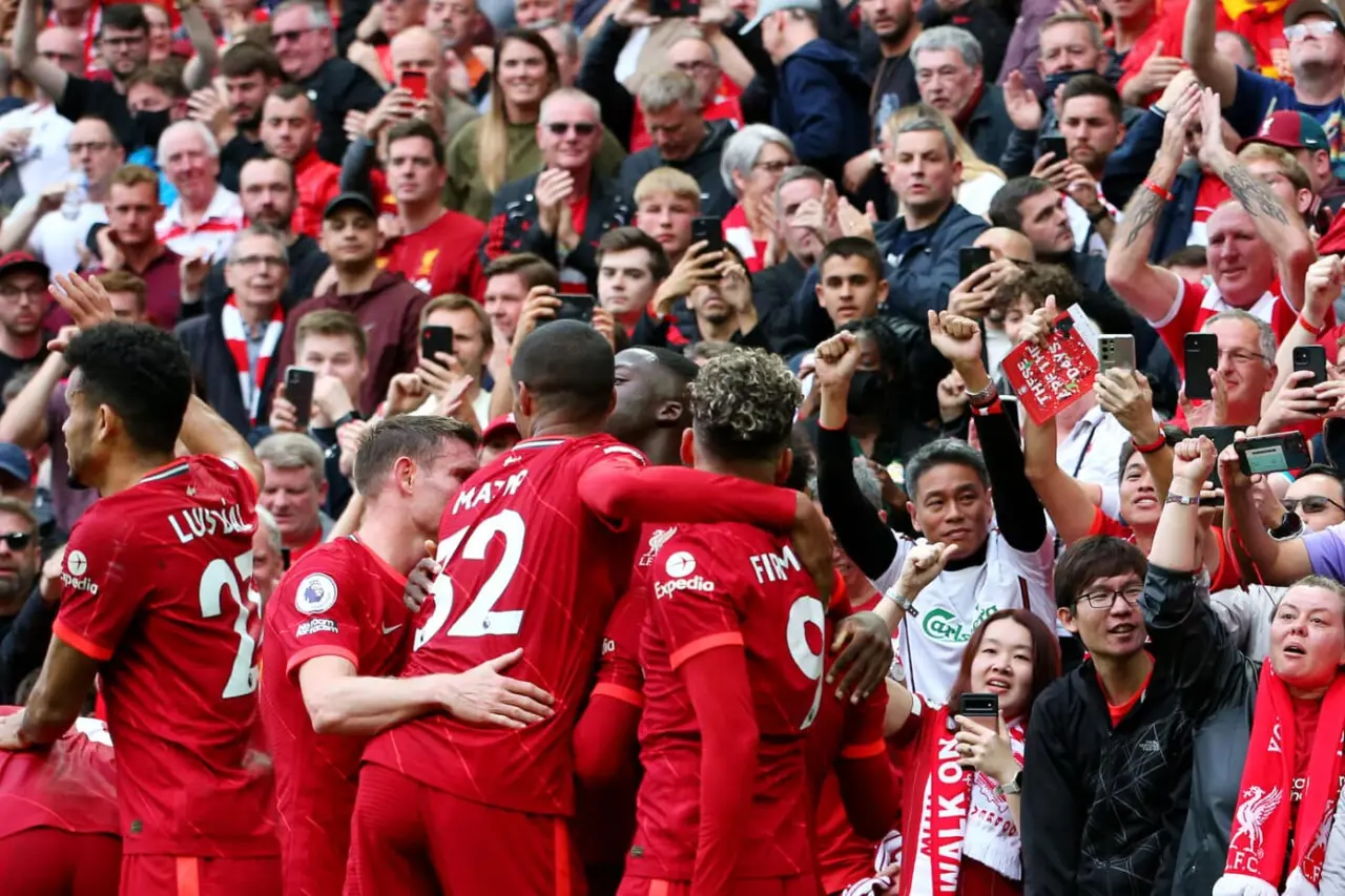 Liverpool v Wolverhampton Wanderers - Premier League