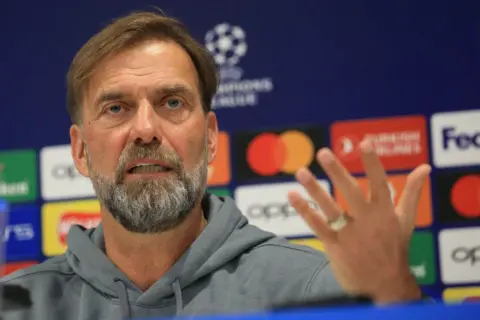 Watch: Klopp Pre-Match Presser vs Real Madrid (Feb, 2023)