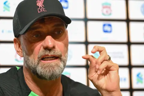 Watch Jürgen Klopp’s Pre-Match Pre-Match Press Conference vs Leicester City