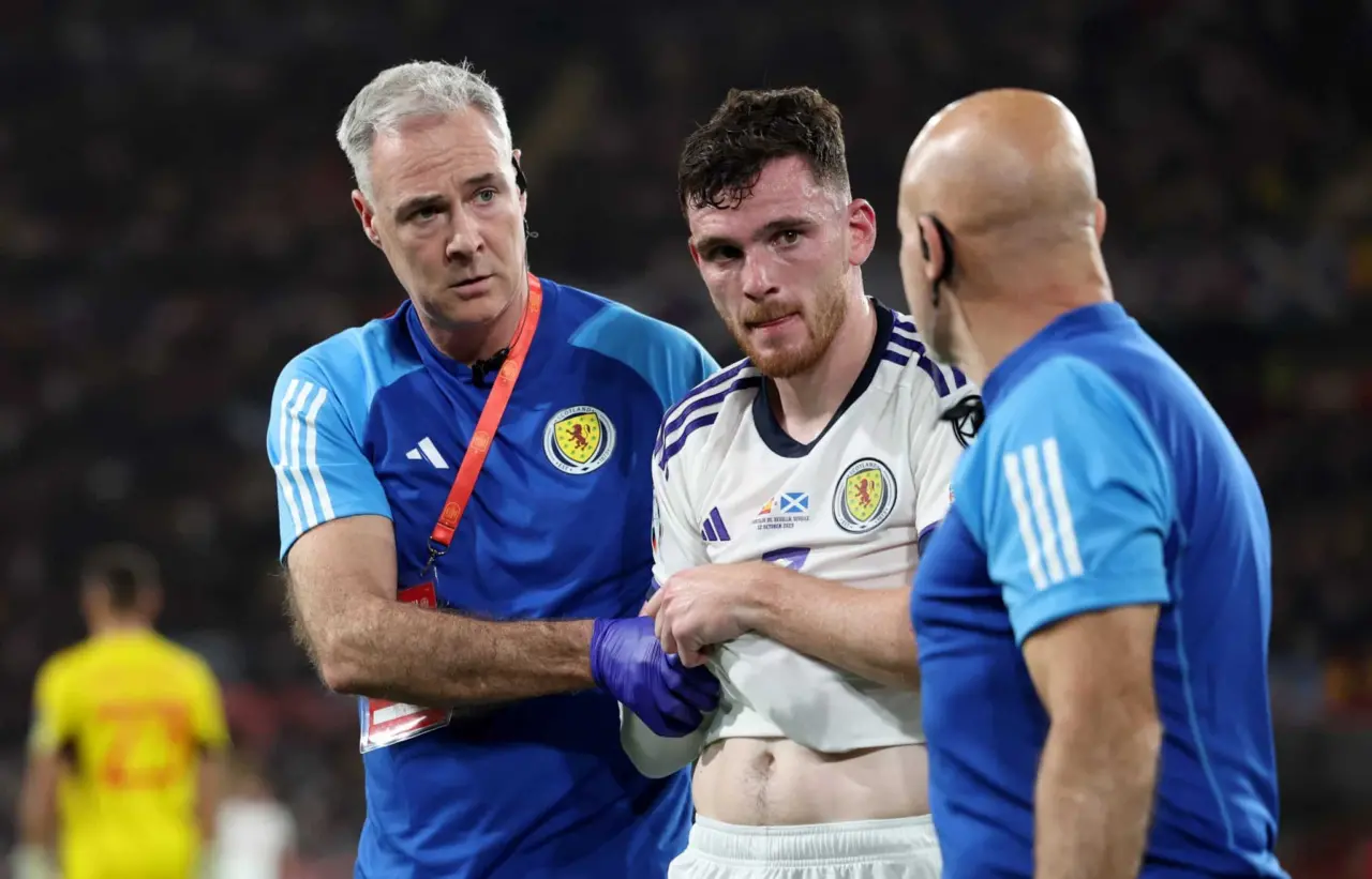 Andy Robertson facing shoulder surgery and ‘out for a while’ – Jurgen Klopp