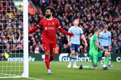 Match Report: Liverpool 3:0 Brentford – Mohamed Salah Reaches 200 Goals In English Football