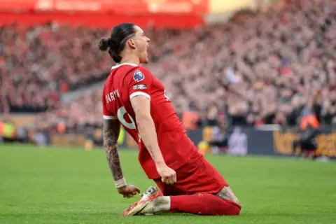 Match Report: Liverpool 3:1 Burnley – Liverpool Return To Top Of Premier League With Hard-Fought Win