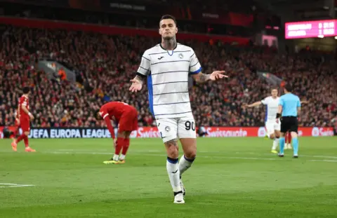 Match Report: Liverpool 0:3 Atalanta – Liverpool Suffer Shock Loss Against Italian Opponents