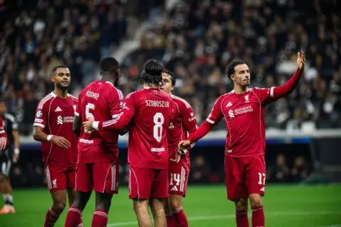 Confirmed Liverpool XI vs Barnsley: Slot Names Strong Side; Bradley Injury Update