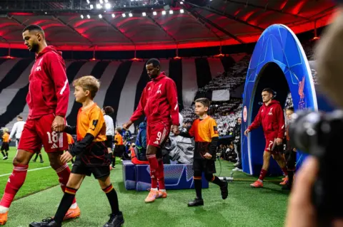 Everton vs Liverpool Preview: Reds Ready for Merseyside Challenge