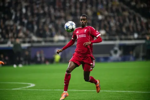 Liverpool vs PSG Confirmed Lineups: Isak Starts, Salah on the Bench