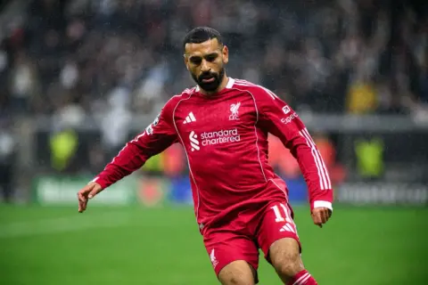 Liverpool vs Brentford Half-Time Report: Scoreless at the Break